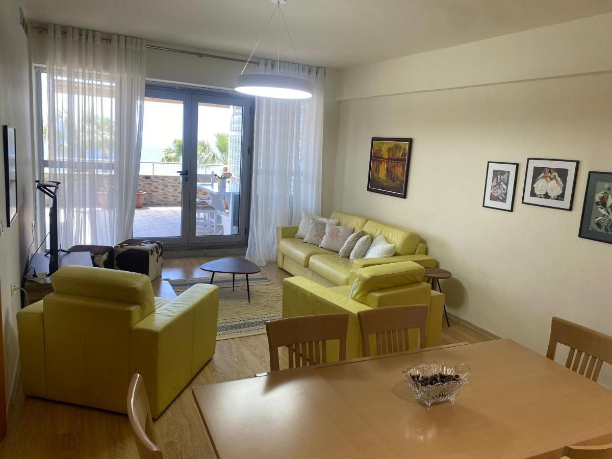Cactus Coastal: 3-bedroom Ii * Vlorë